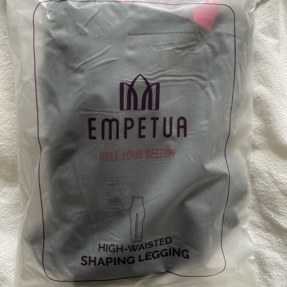 SOLD - SHAPERMINT high waisted leggings - Picture 2 of 2